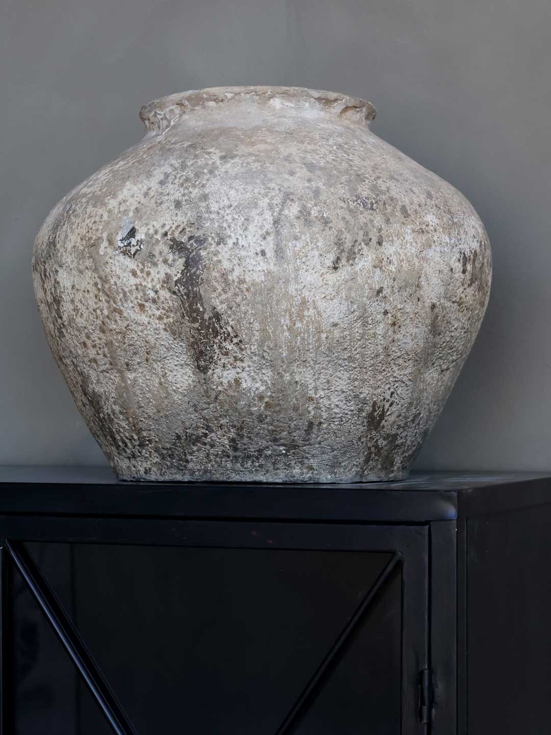 Antique Pot - Low Neck