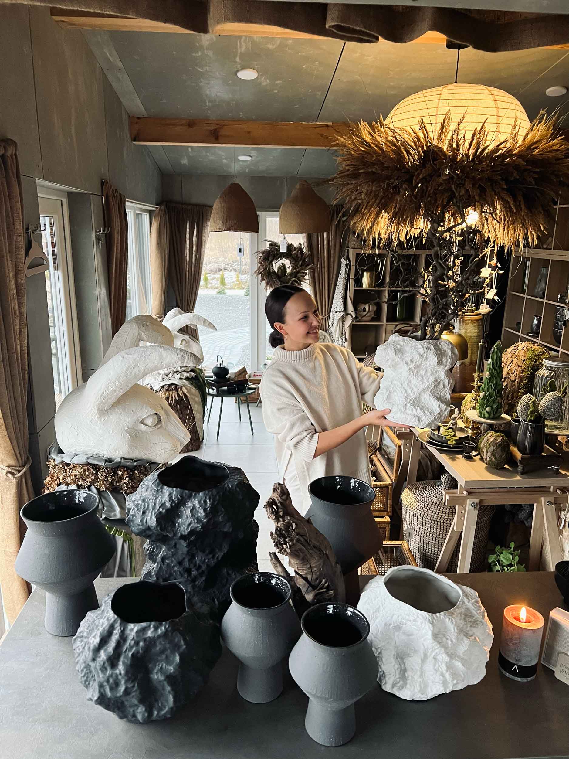 Japoniško stiliaus balta vaza