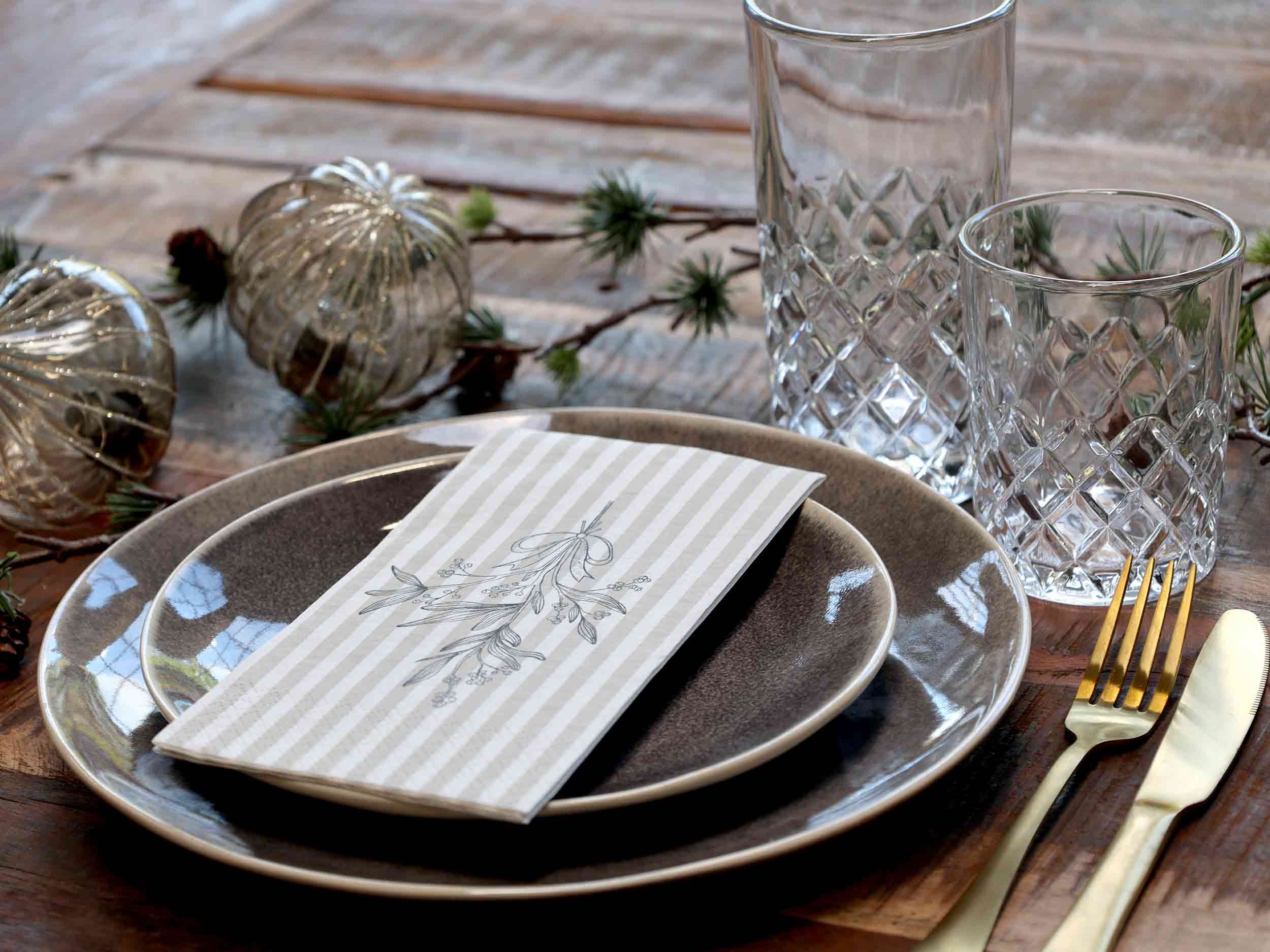 Mistletoe & Christmas Tree Napkin