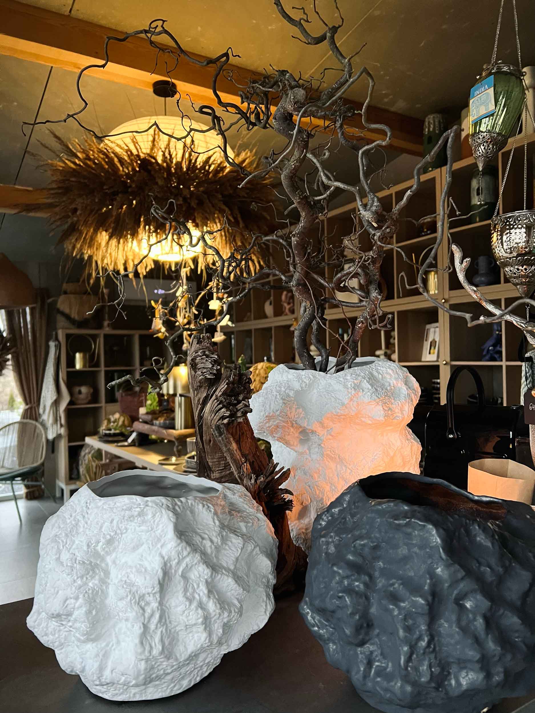 Japoniško stiliaus balta vaza