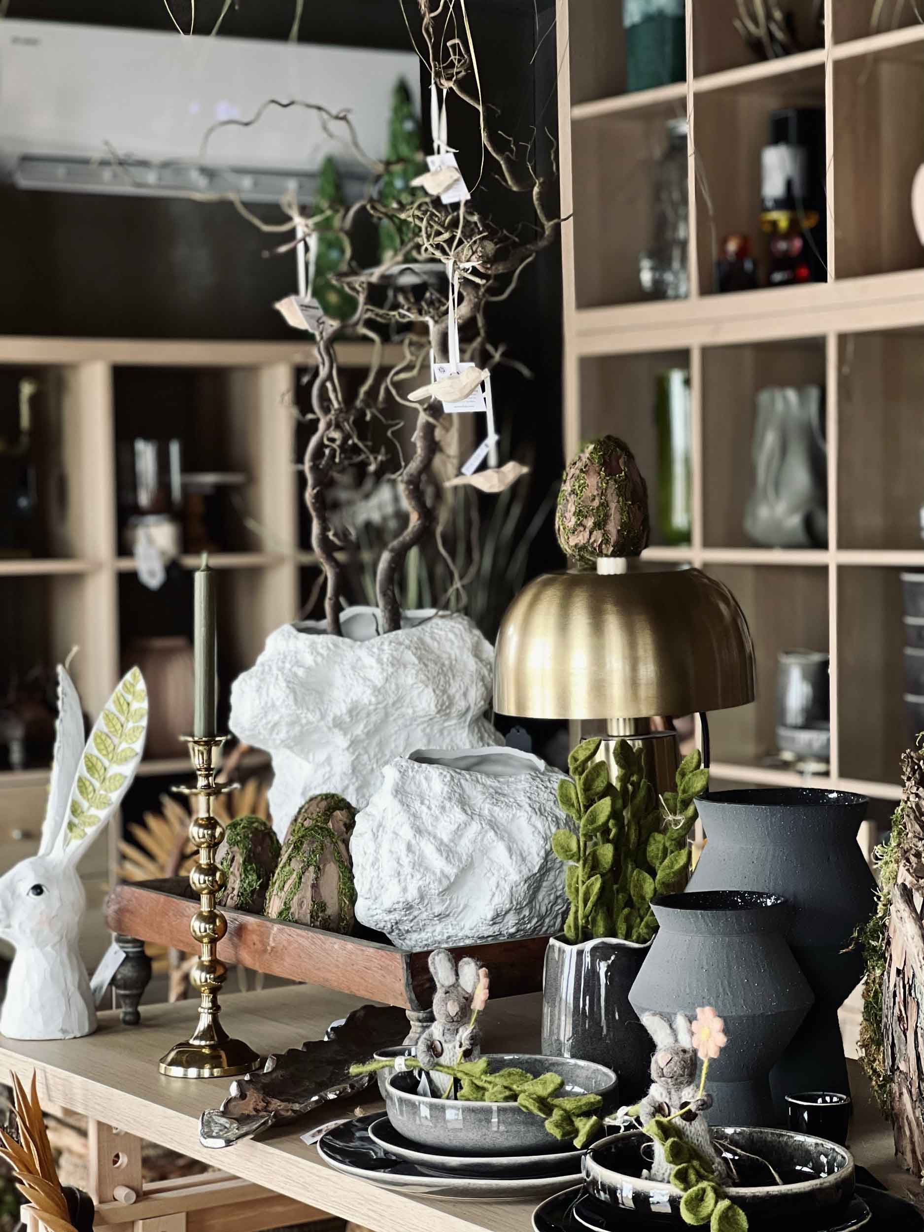 Japoniško stiliaus balta vaza