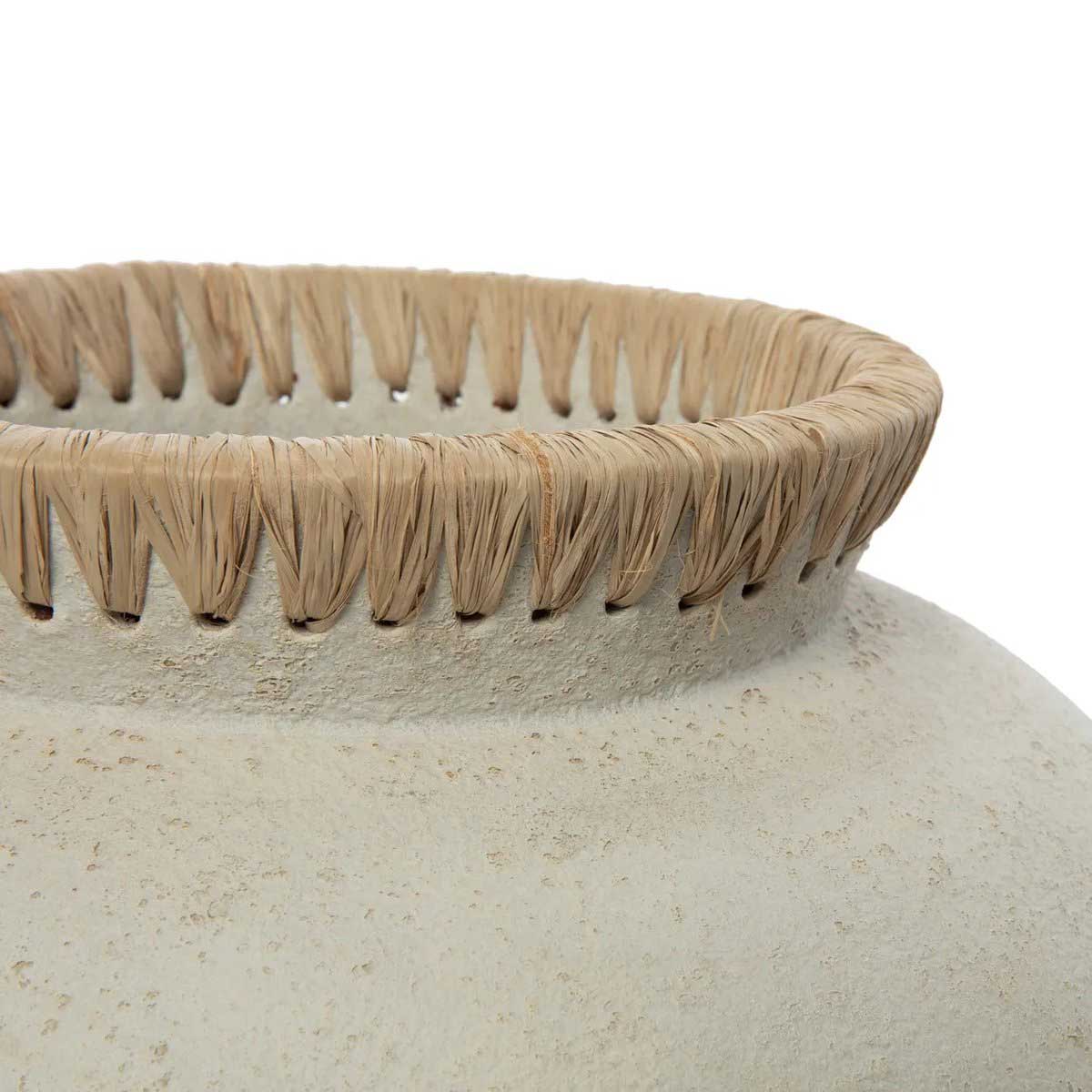 The-Styly-Vase-Concrete-Natural-detail