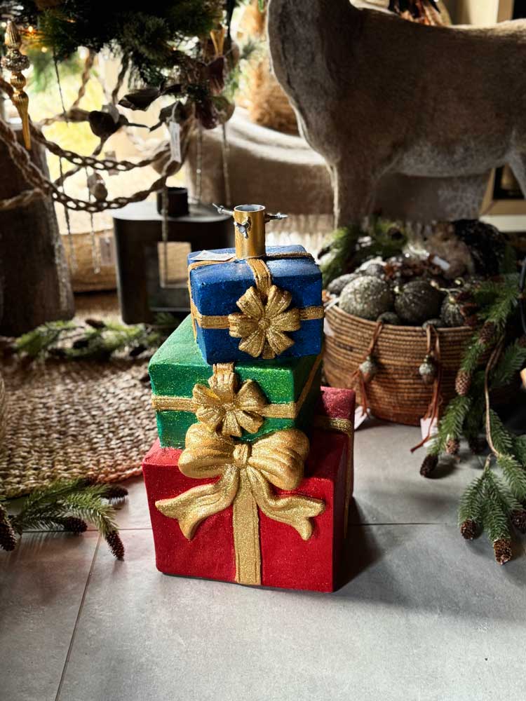 Elutės stovas - Dovanos