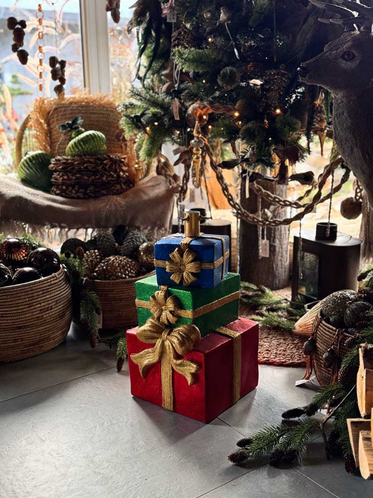 Elutės stovas - Dovanos