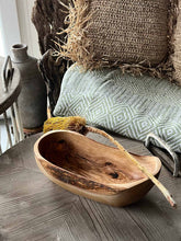 Olive-Wood-Fruit-Bowl-with-Rustic-Edge