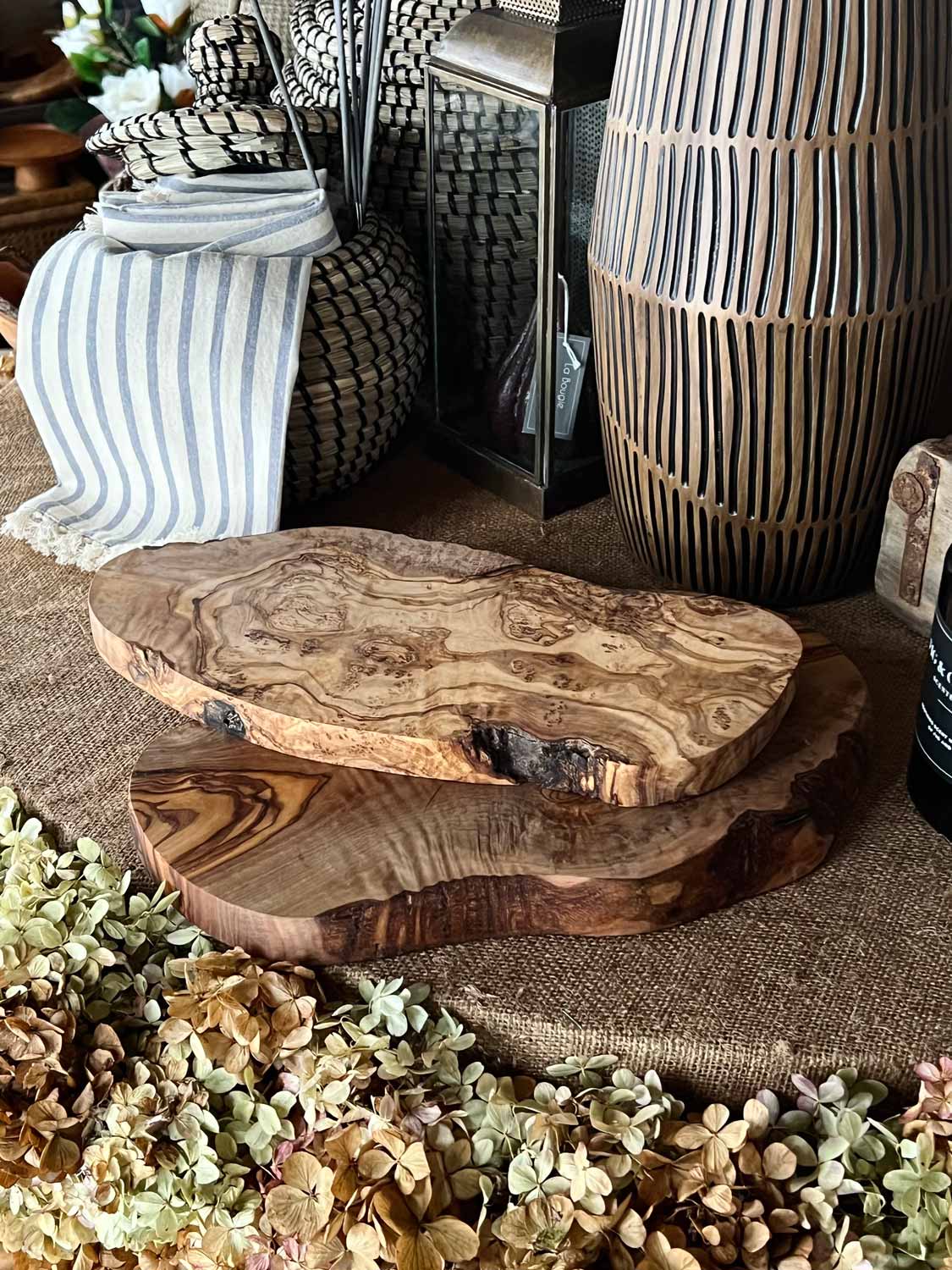 RUSTIC-Cutting-Board-side