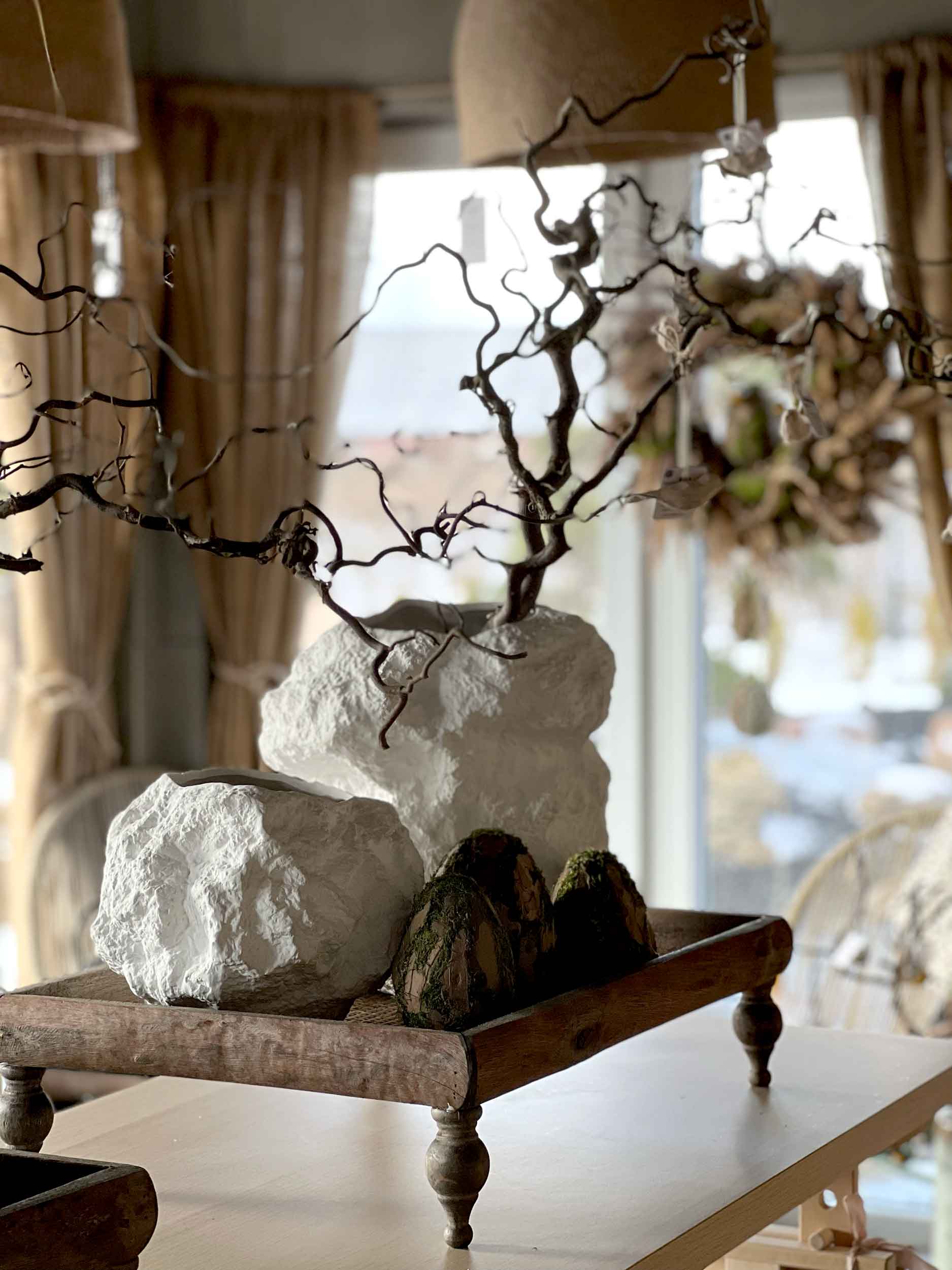 White Ceramic Vase with Real Rock Look | Trendy Natural Design | Large