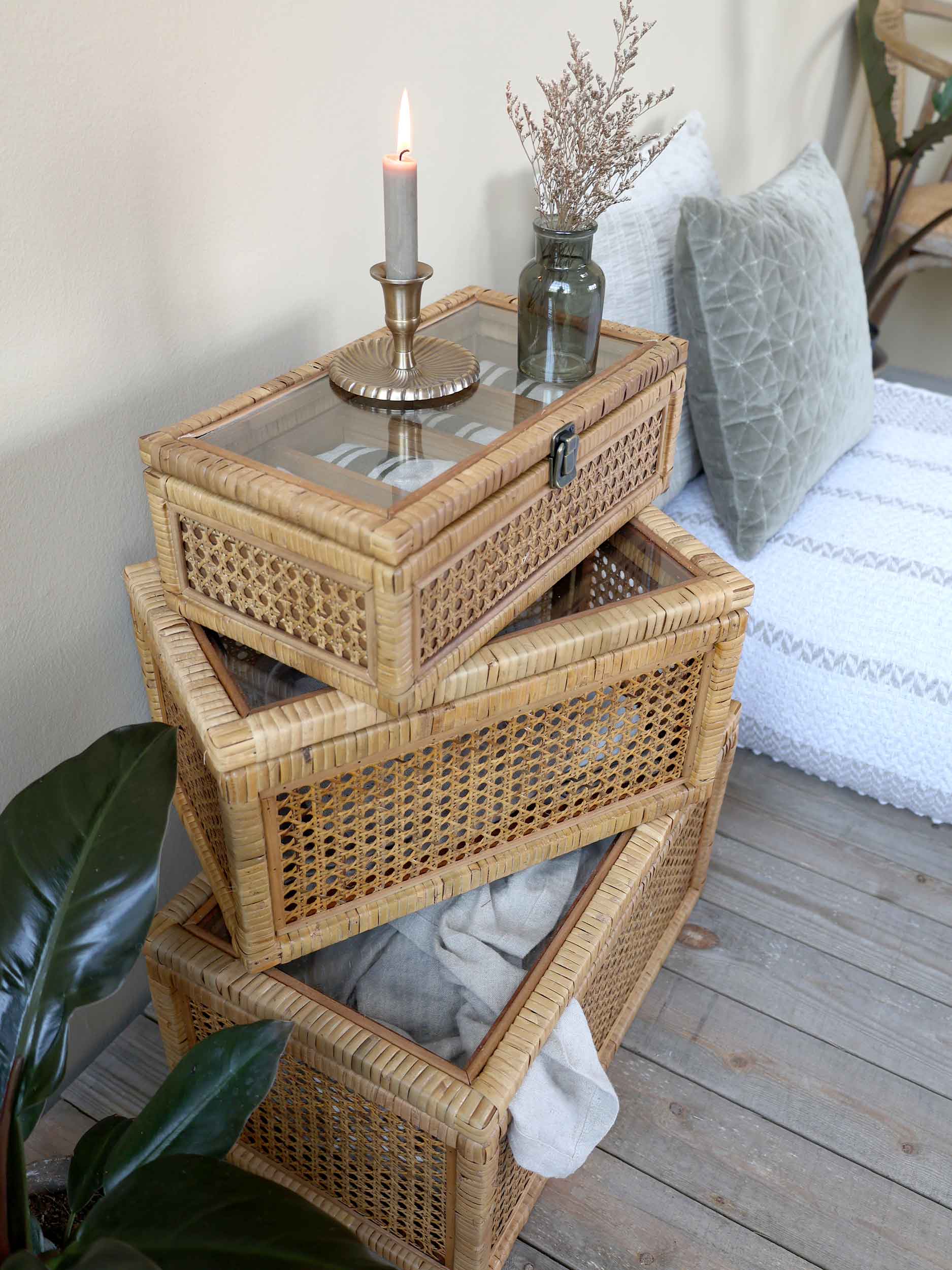 Box in French Wicker with Glass - Prestige Garden Studio